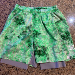 Lululemon Seawheeze Surge Lined 6" Short – Reflective Green / Euphoria Grey
